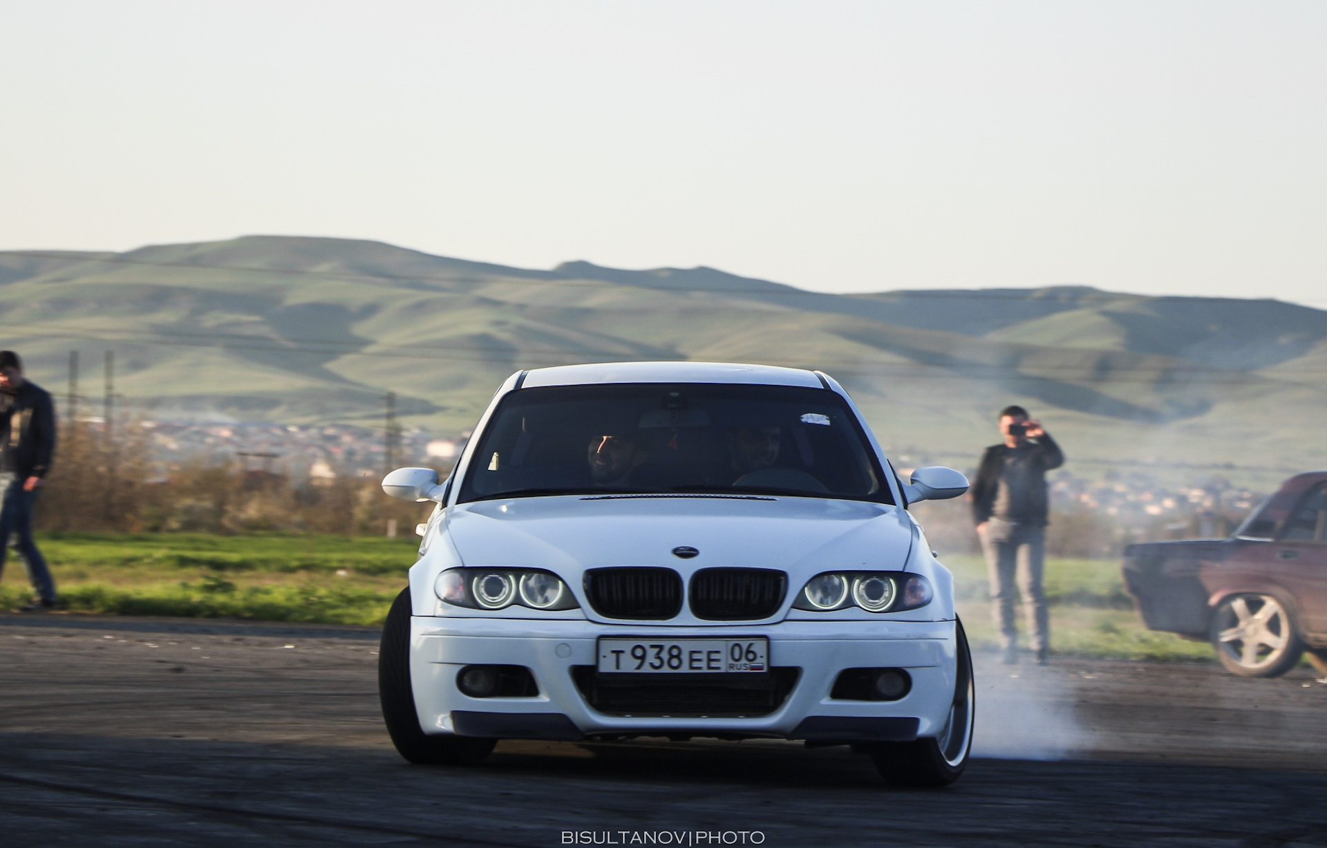 Бмв с ингушским флагом. Бмв ингушетии. Бмв ингушетии. Бмв ингушетии. Бмв ингушетии.