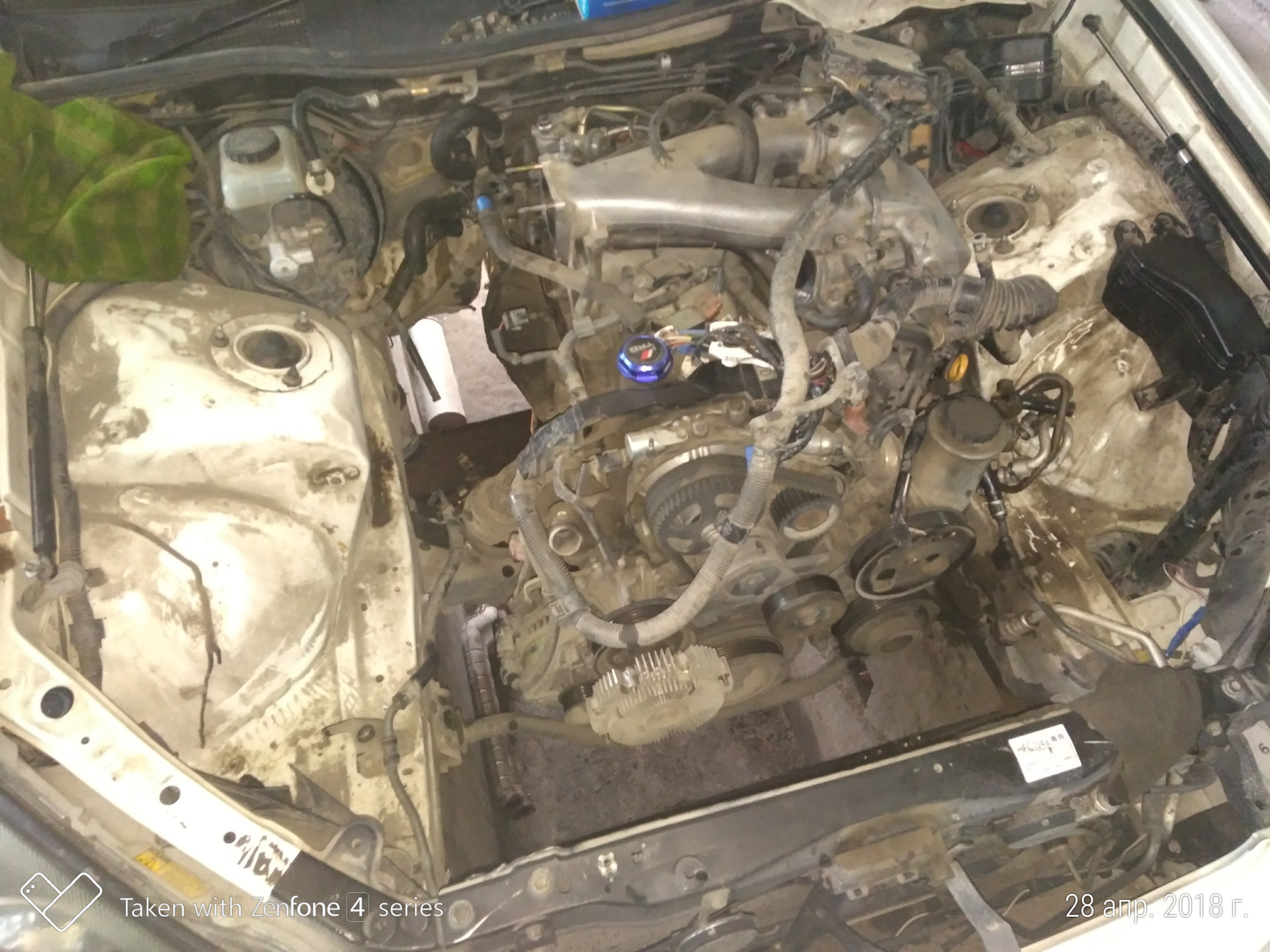 Как я провел выходные)))) Помог другу перекинуть движок. 1jz-fse cтарый ...