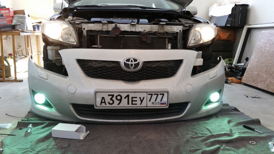 Установка ксенона 6000К в Противотуманные Фары — Toyota Corolla (140/ ...