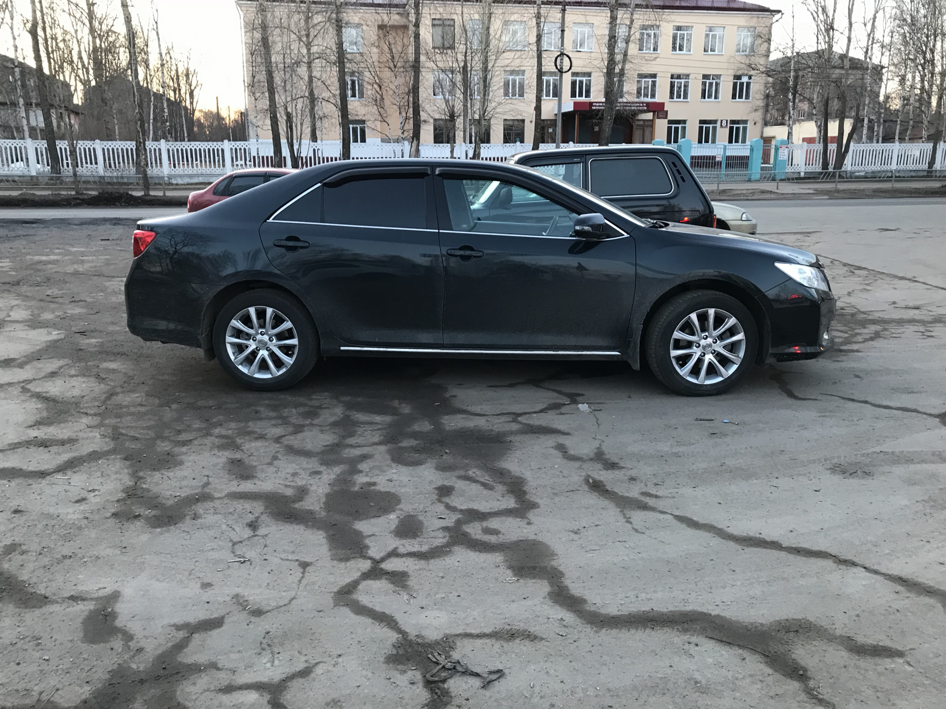 Тойота камри 225. Камри 225/55 r17. 225 55 17 На Камри 55. 17 Camry.