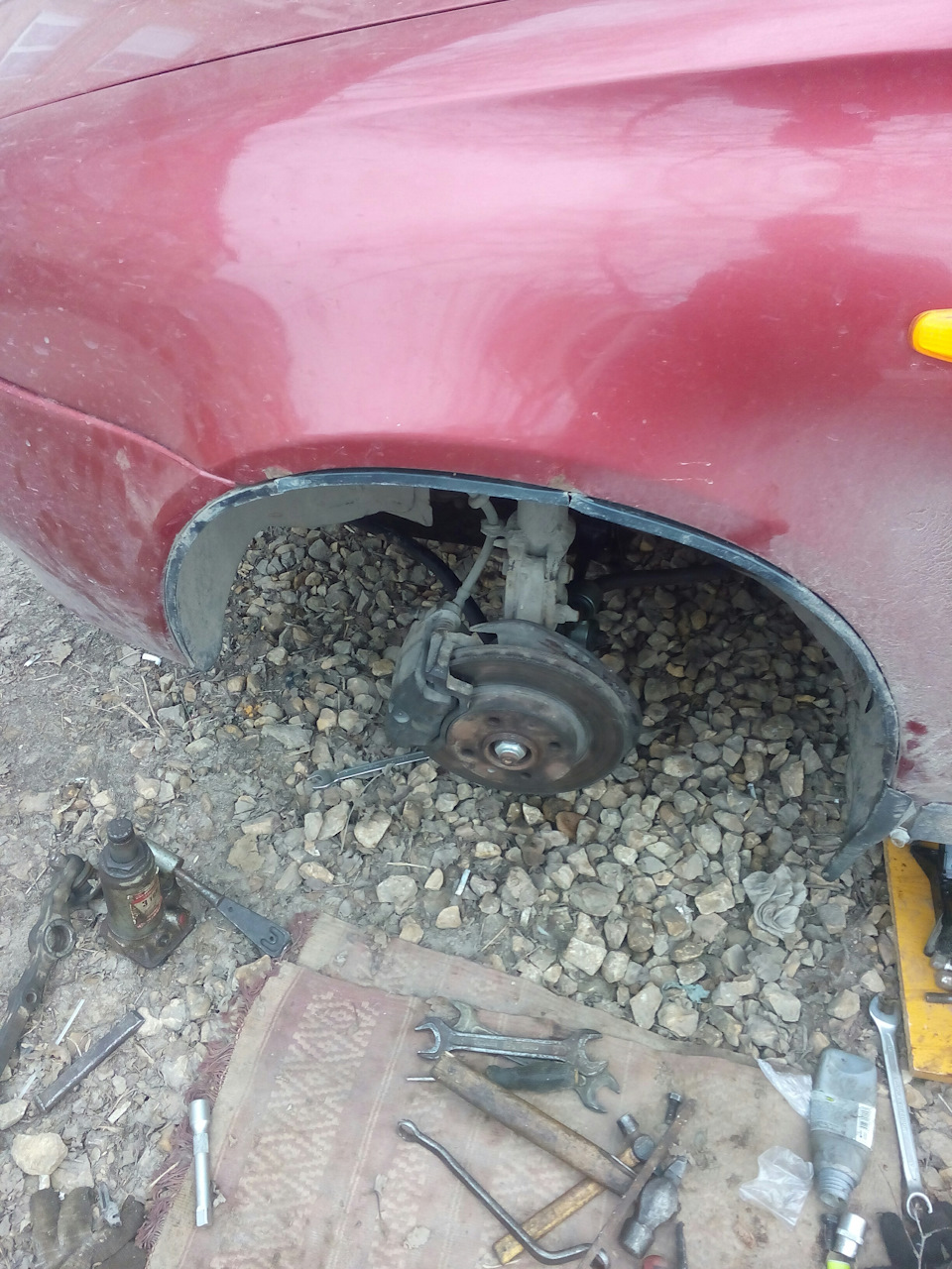 Стук в нижней части подвески "Давай до свидания" — Lada Калина седан, 1 ...