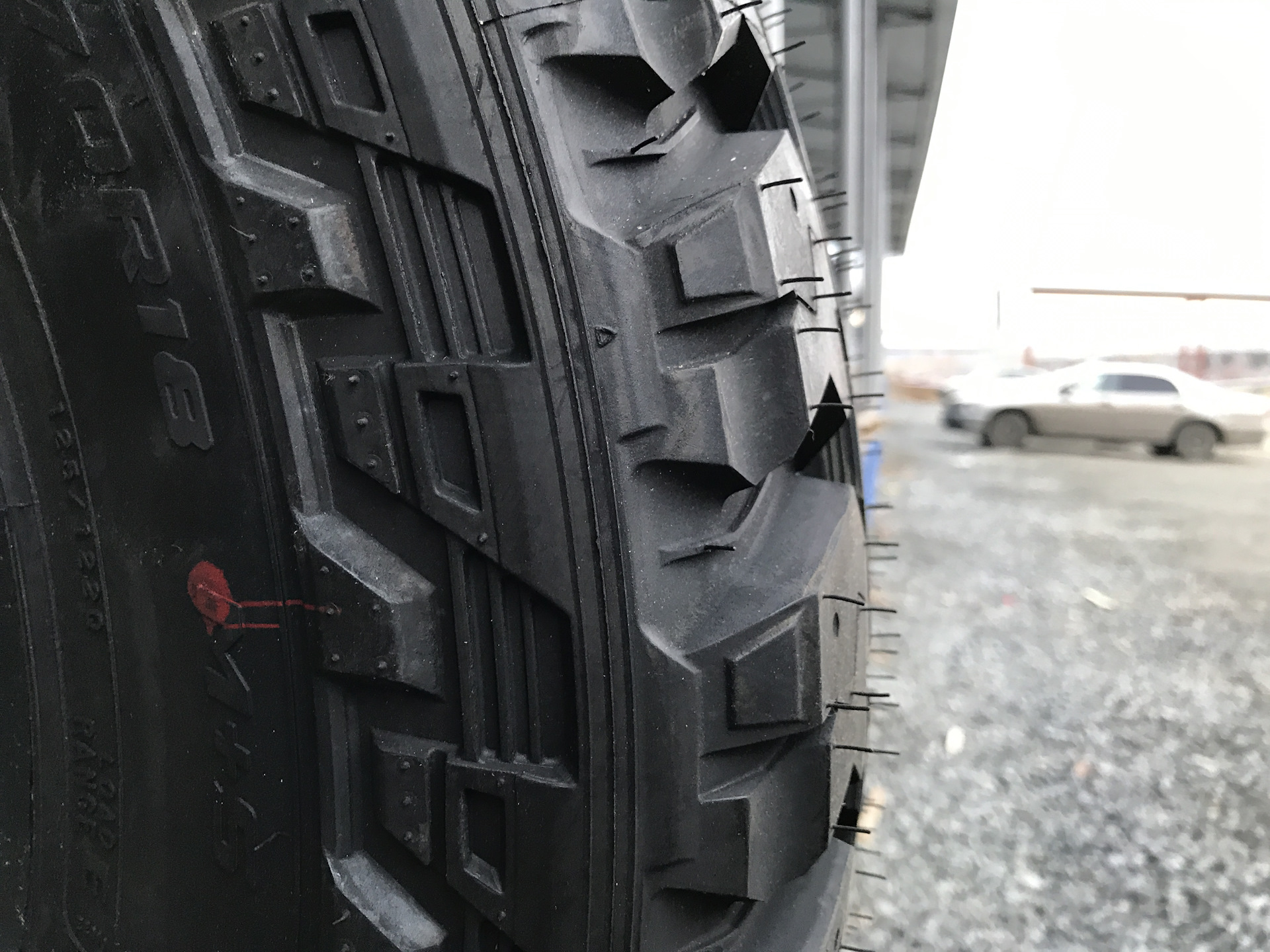 Cooper Discoverer s/t Maxx 275/70r18. Discoverer s/t Maxx 275/70 r18. 275/70 R18. Резина на TLC.