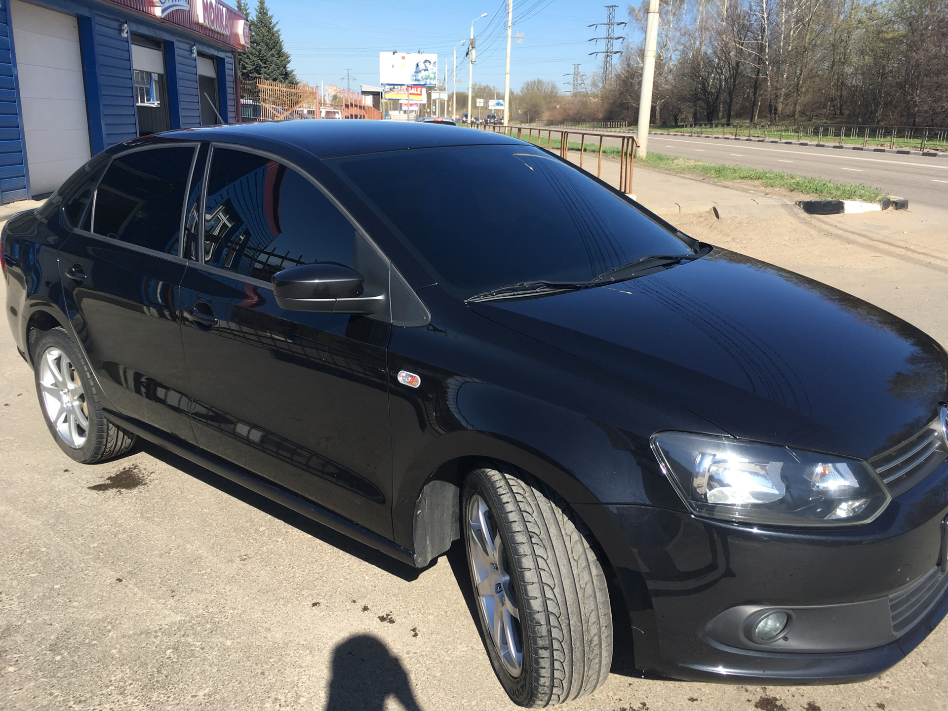 VW Polo тонированный