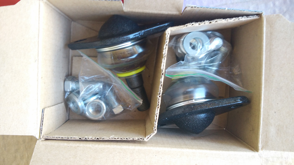 Замена рулевых наконечников и шаровых опор — Lada Калина универсал, 1,4 ...