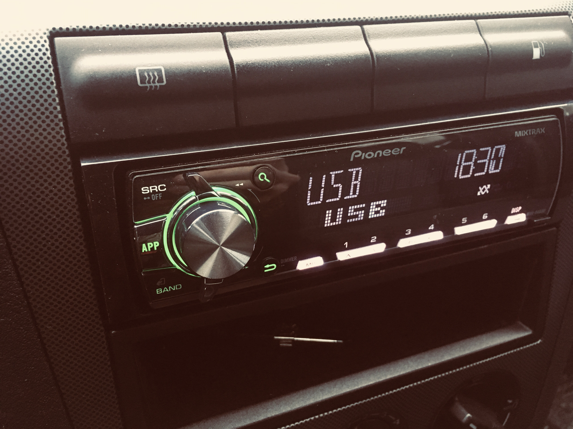Pioneer ui. Pioneer 460ui. Pioneer 460 магнитола. Pioneer FH 460ui. Pioneer MVH-x460ui Bluetooth.