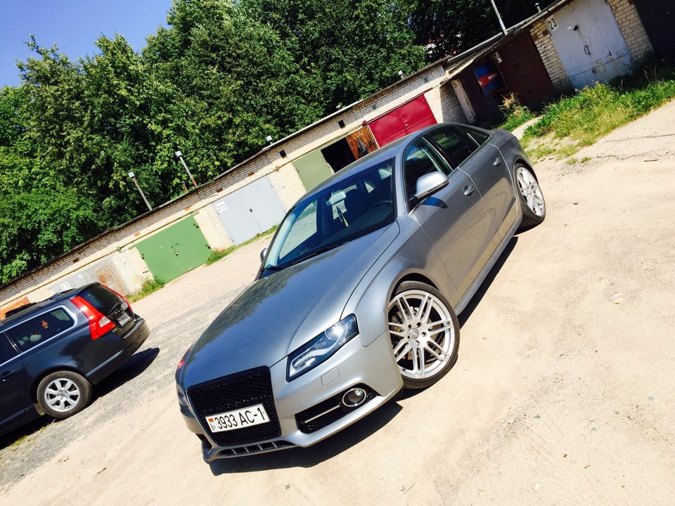 Ауди стиль. Audi a4 b8 2008 RS. Audi a4 Style. Stiletto диски Audi a4. Ауди а4 с5 черный.