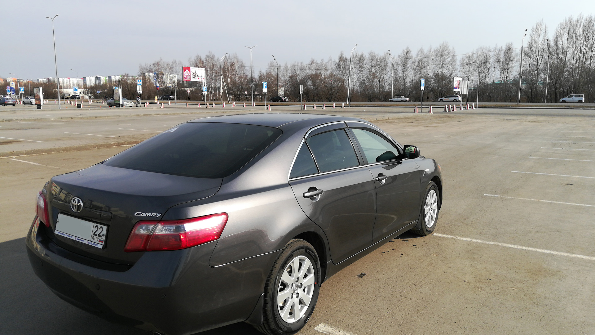 Камри серая фото Toyota Camry (XV40) 2.4 бензиновый 2007 "Серая мышь R4" на DRIVE2