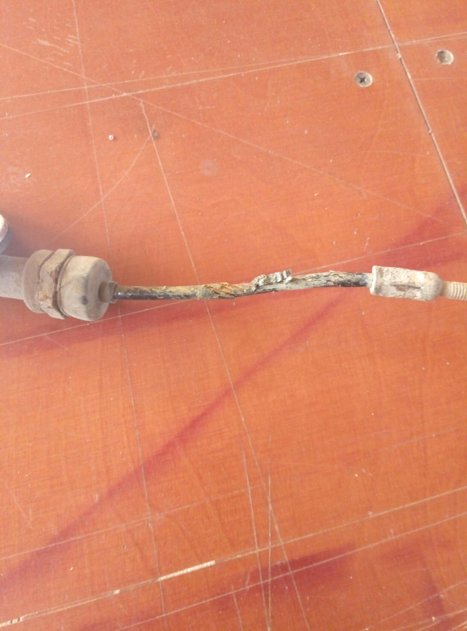 Трос — SsangYong Actyon (2G), 2 л, 2012 года | поломка | DRIVE2