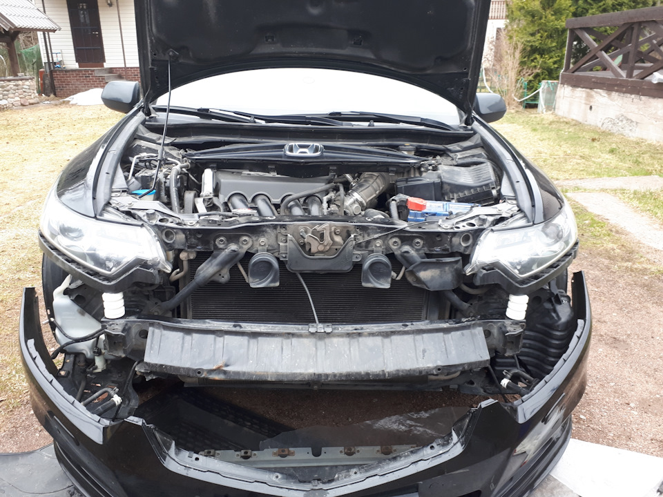 Как снять бампер хонда аккорд 8 Устранение провисания бампера - Honda Accord (8G), 2,4 л, 2011 года своими рукам