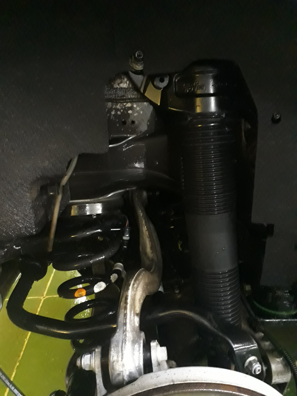 Химчистка дисков и подвески. — Land Rover Discovery Sport (1G), 2,2 л ...