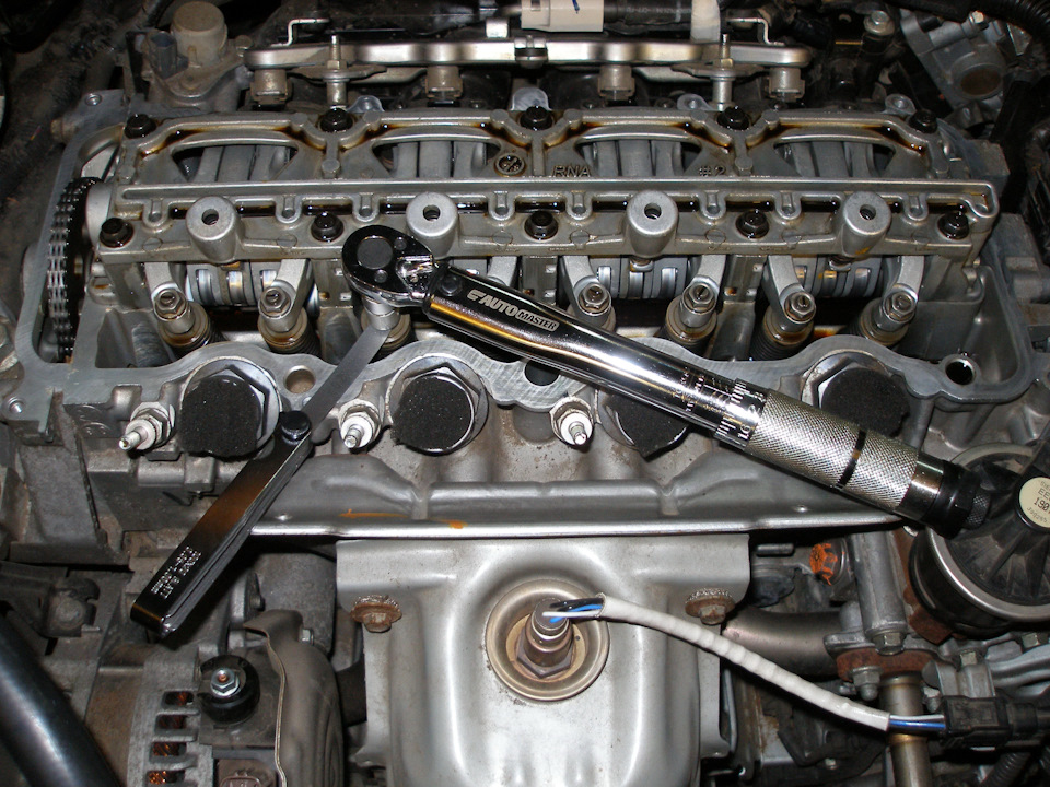 Регулировка клапанов Honda CRV III (2.0) — Honda CR-V (RE), 2 л, 2007 ...