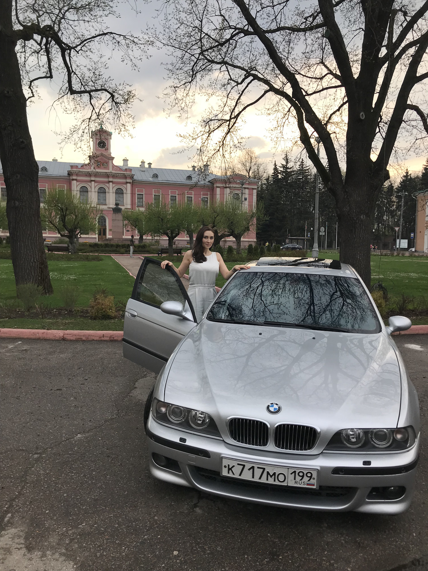 Посмотри бмв 5. Посмотри бмв 5