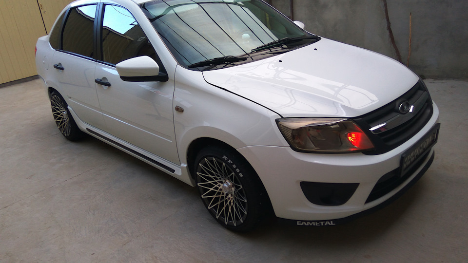 Фото в бортжурнале Lada Granta