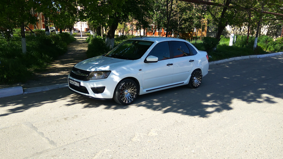 Фото в бортжурнале Lada Granta