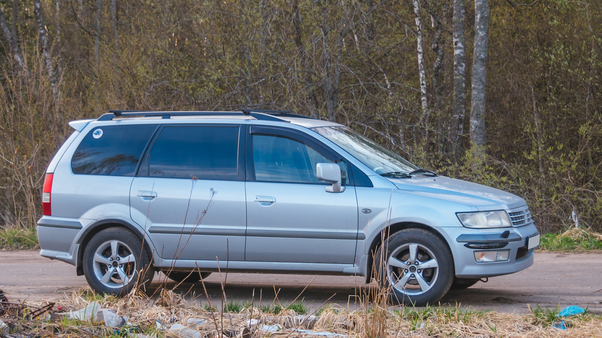 Mitsubishi Space Wagon (3G) 2.4 бензиновый 2003 | Вагон спайса 4WD на DRIVE2