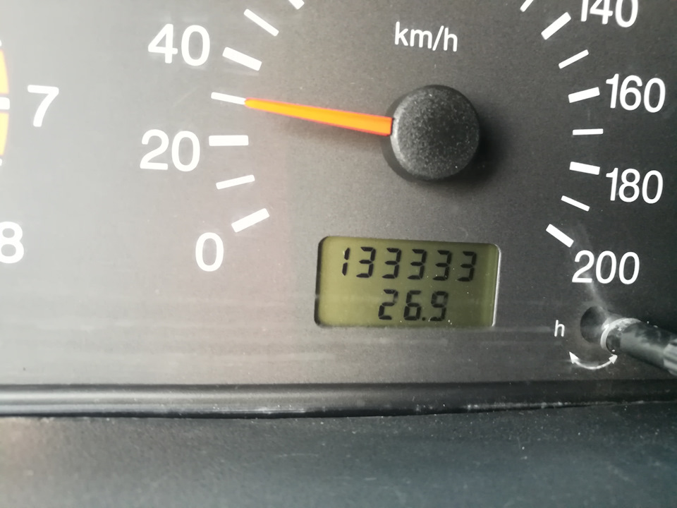 ТО 133333тыс км регулировка клапанов, замена масла, тросов ручника ...