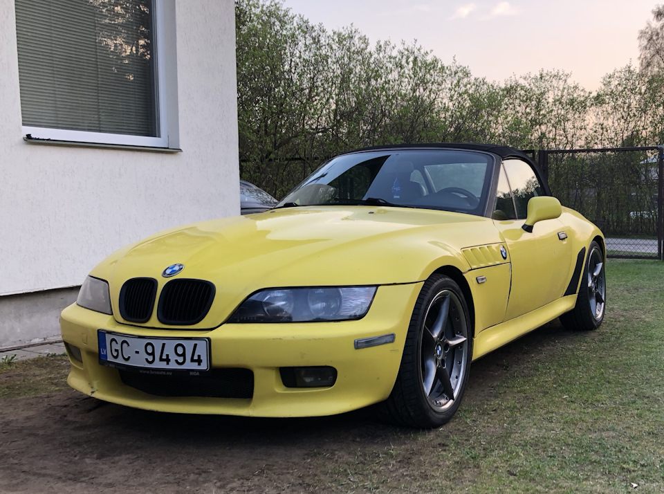 BMW z4 3 0 Р¶С‘Р»С‚С‹Р№