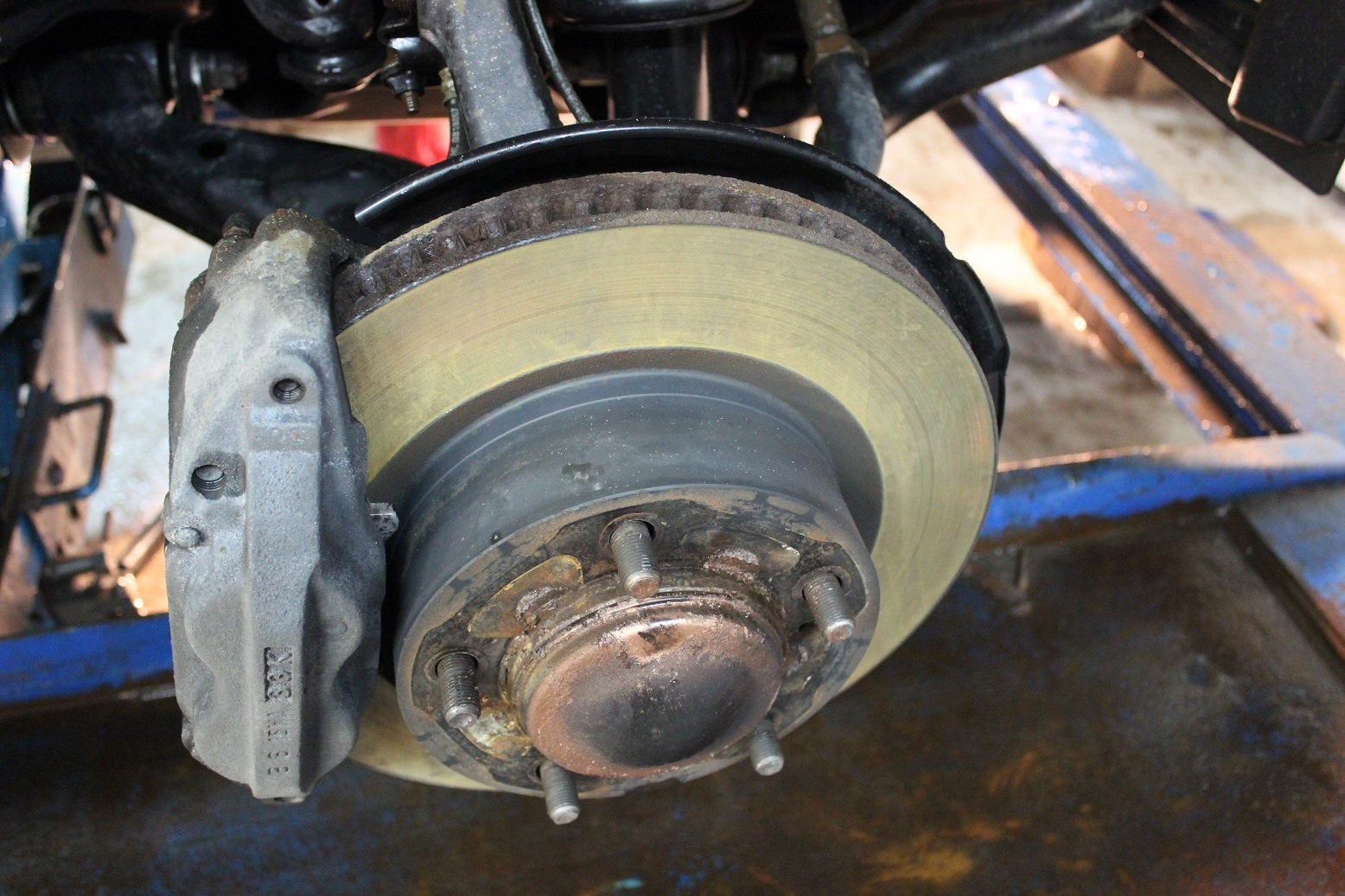 суппорт cx-250. стенд испытания тормозных цилиндров т 1323. 000. км150к стенд испытательный рвд. 00.