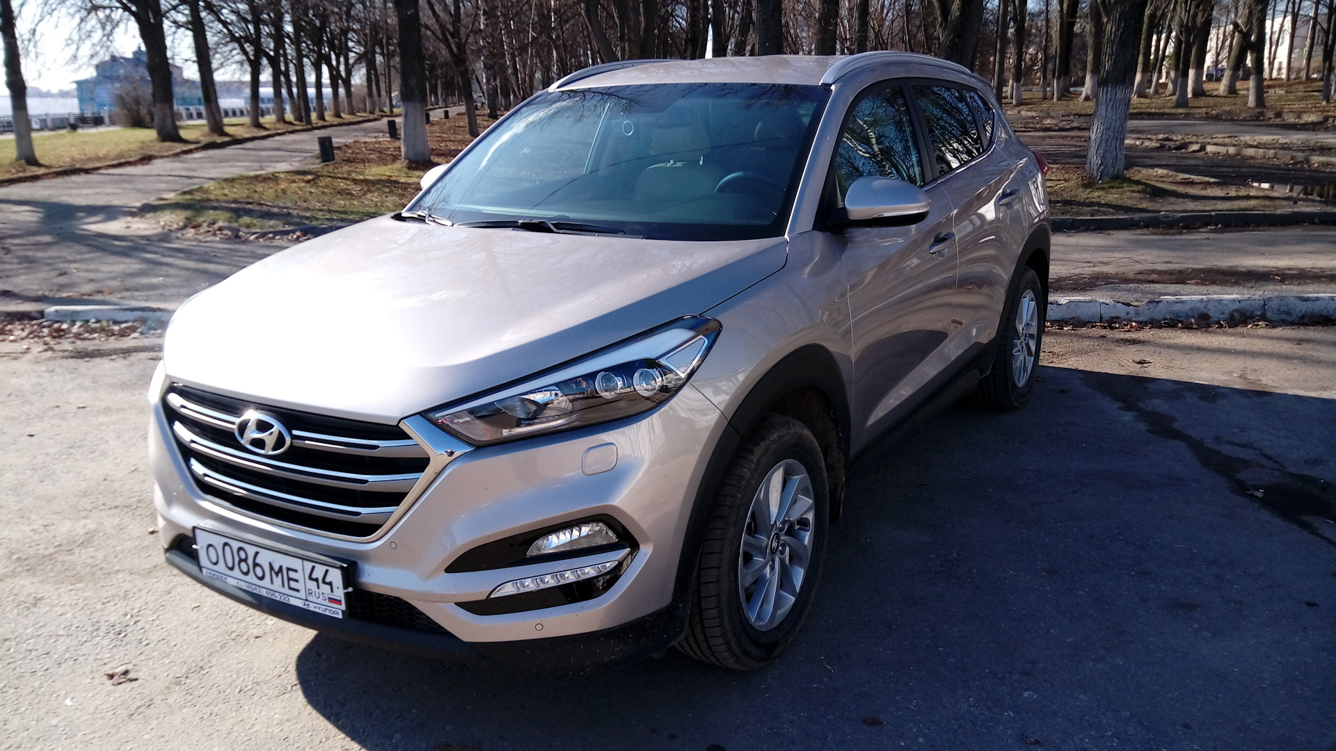 Hyundai Tucson 2018 песочный