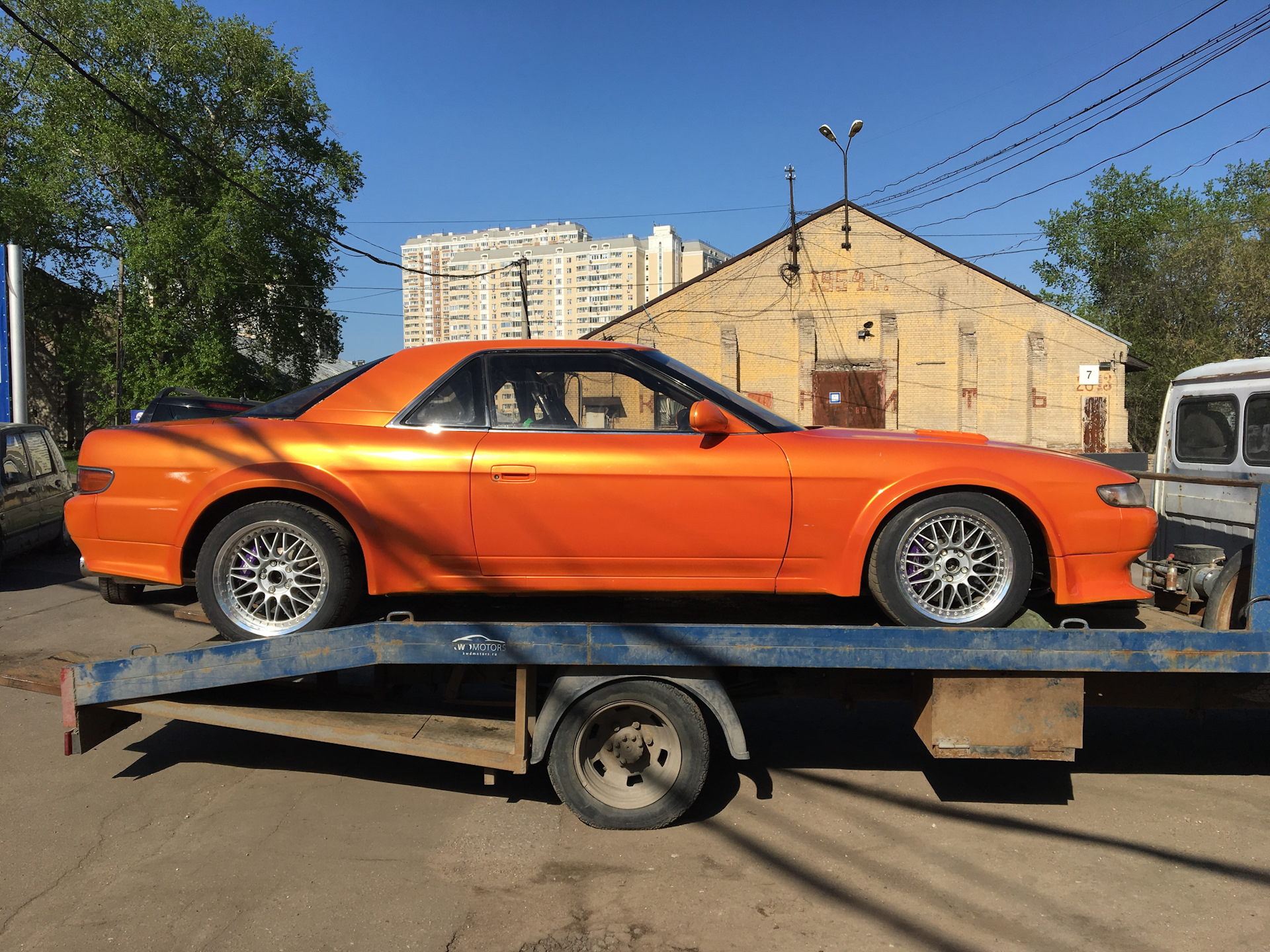 Cosmo 4. Mazda Cosmo 1985. Mazda Cosmo 1967 заброшенная. Mazda Cosmo IV. Мазда эвакуатор датчик.