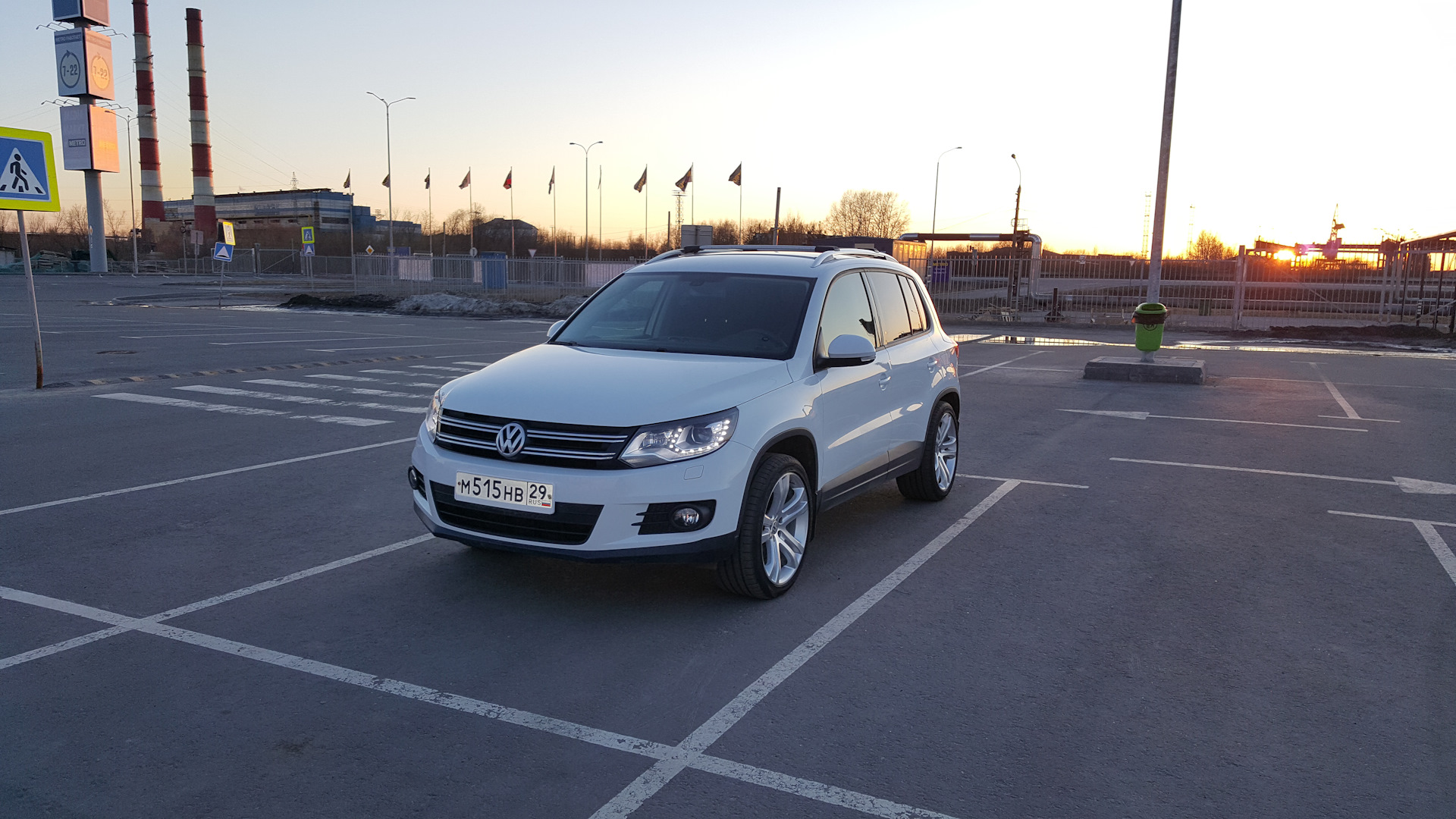 Авито фольксваген тигуан. Tiguan 1. Фольксваген Тигуан 1. Фольксваген Тигуан 1 gjr. Фольксваген Тигуан первое поколение.