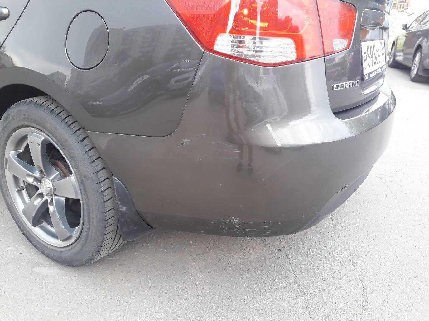 Полировка заднего бампера — KIA Cerato (2G), 1,6 л, 2010 года ...