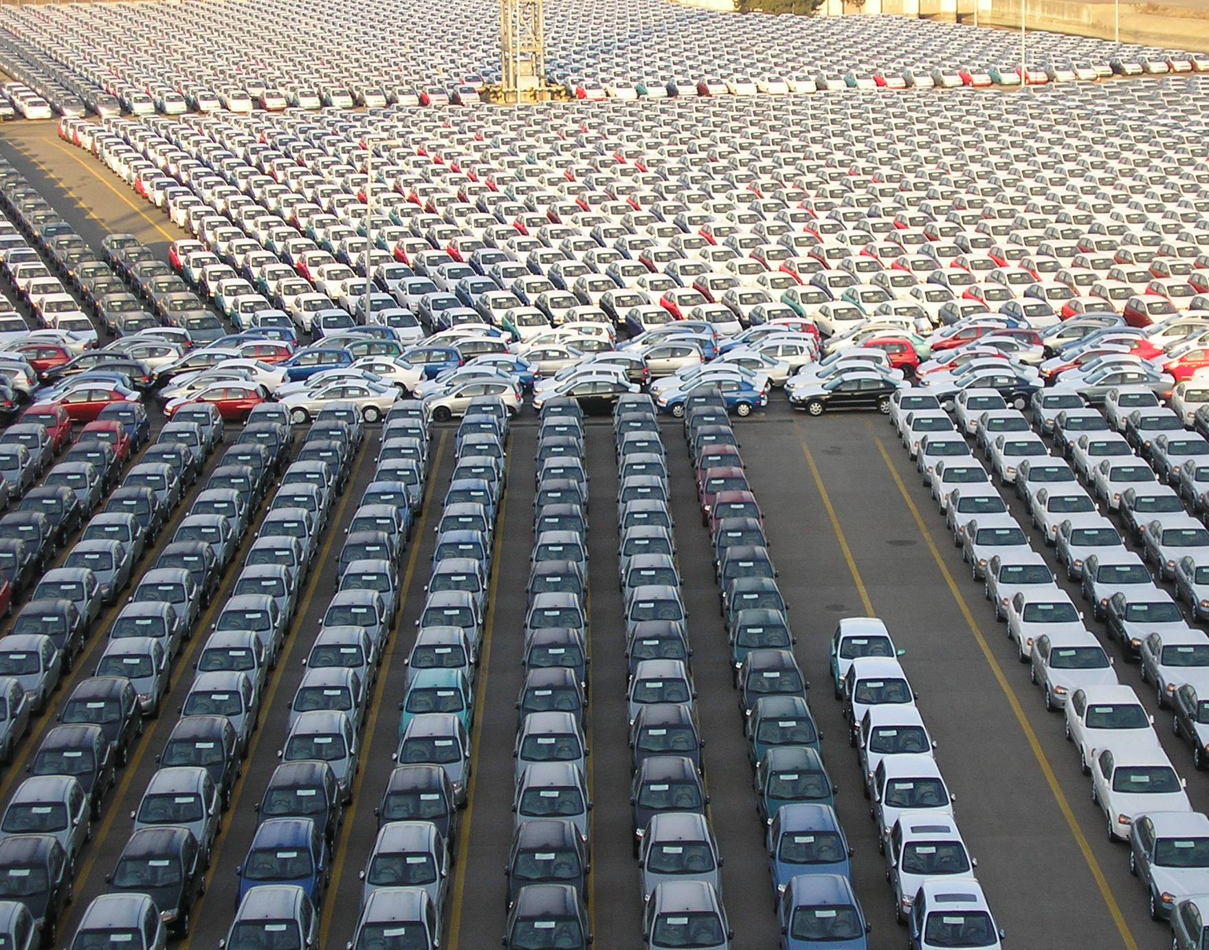 Сколько автомобилей в японии