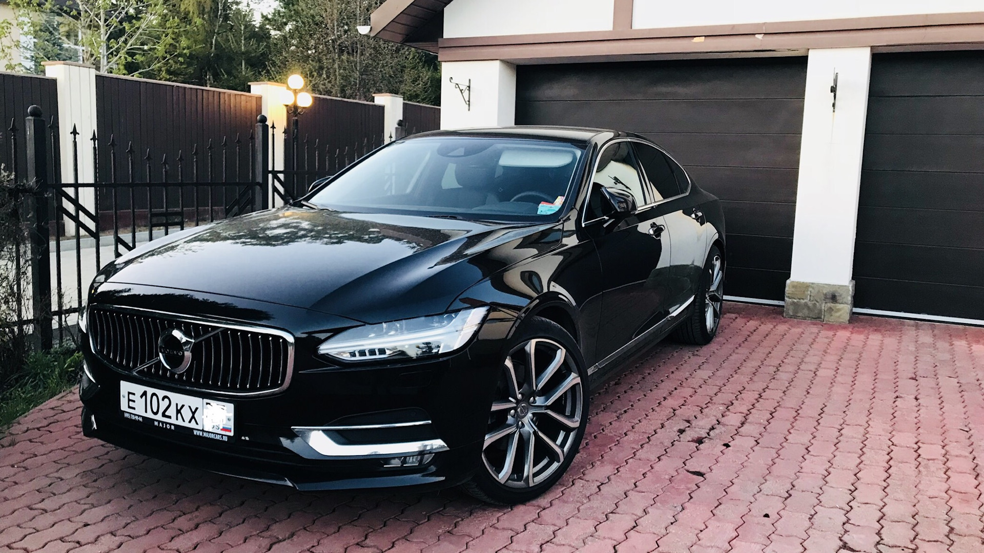 Отзывы 90. Volvo s90 t5. Volvo s90 Black. Volvo s90 черная. Volvo s90 II.