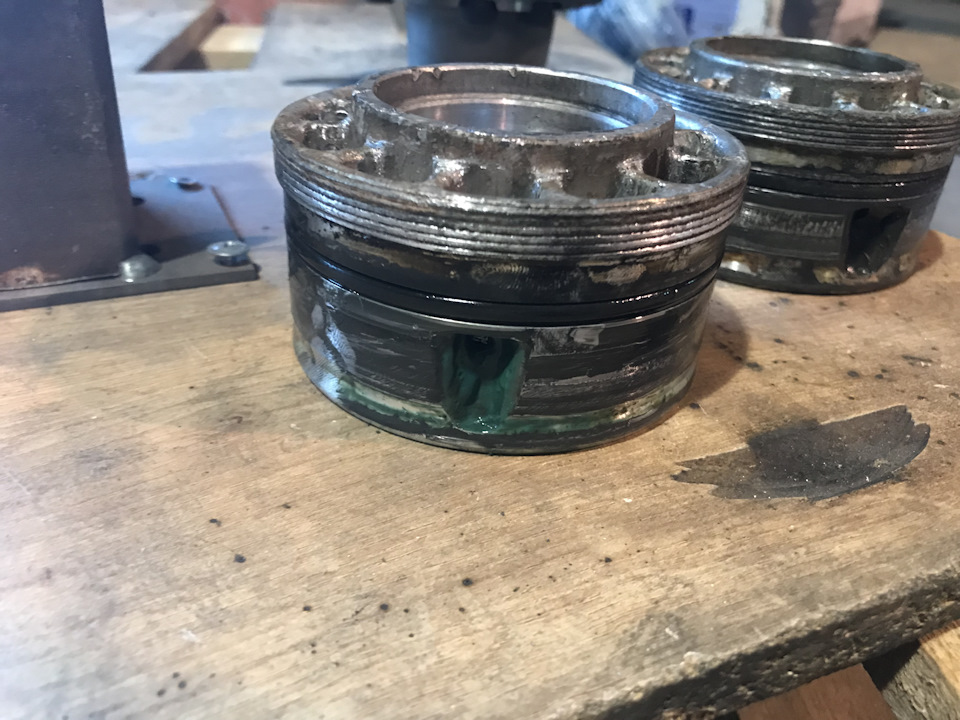 Разборка дифференциала/установка шафтов, полуосей — Pontiac GTO, 6 л ...