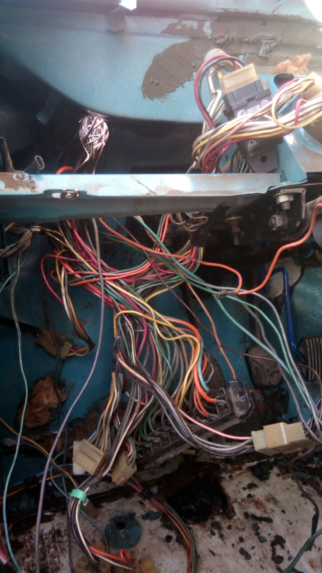 Перенос предохранителей в середину салона ваз 2106 - Lada 21063, 1,6 л, 1991 год