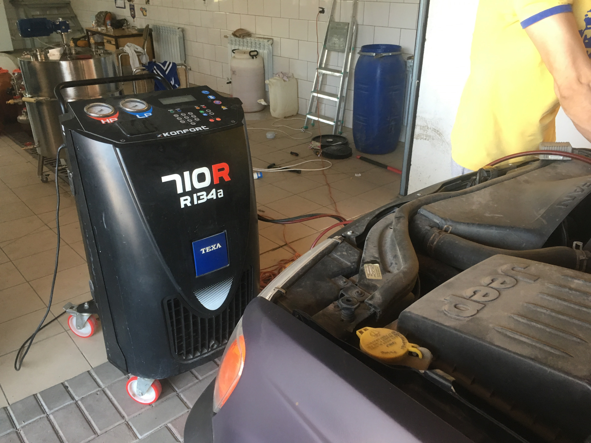 Заправка климата. — Jeep Grand Cherokee (WJ), 4,7 л, 2000 года | визит ...