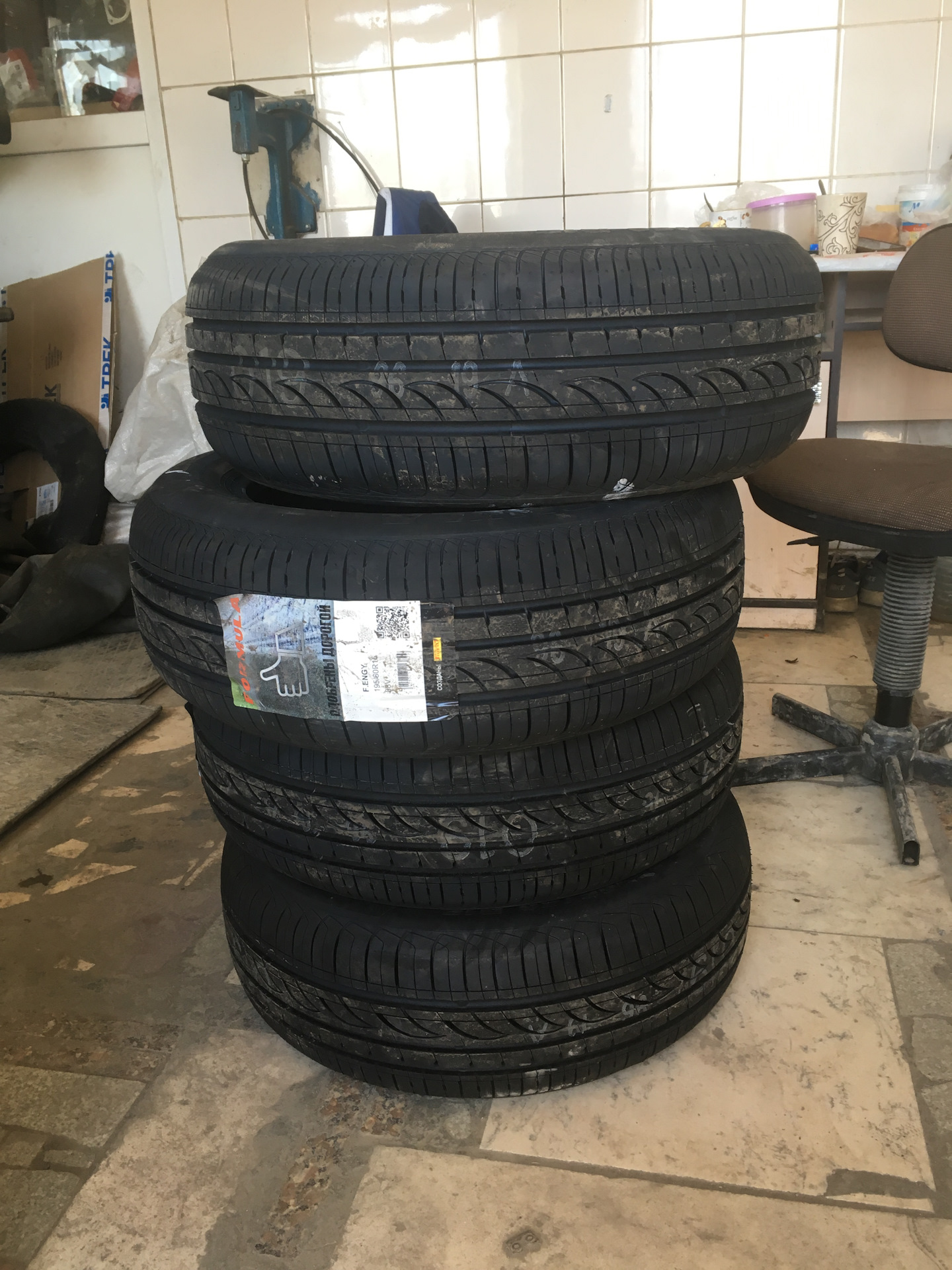 Покупка и установка резины Pirelli Formula Energy — Hyundai Solaris, 1 ...