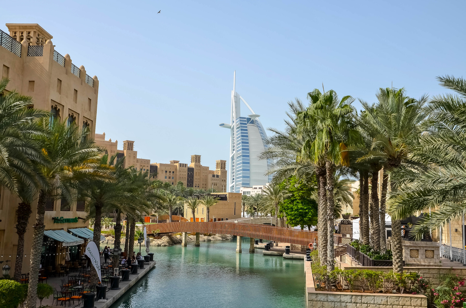 Drive dubai. абу даби машины. Drive dubai. дубай гонка. дубай кар рентал.