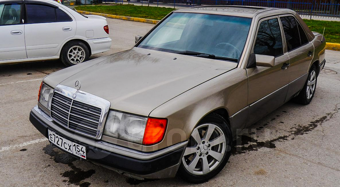 Дром мерс. Mercedes w124 дром. Mersedes серый 1990годов. Мерседес дром.