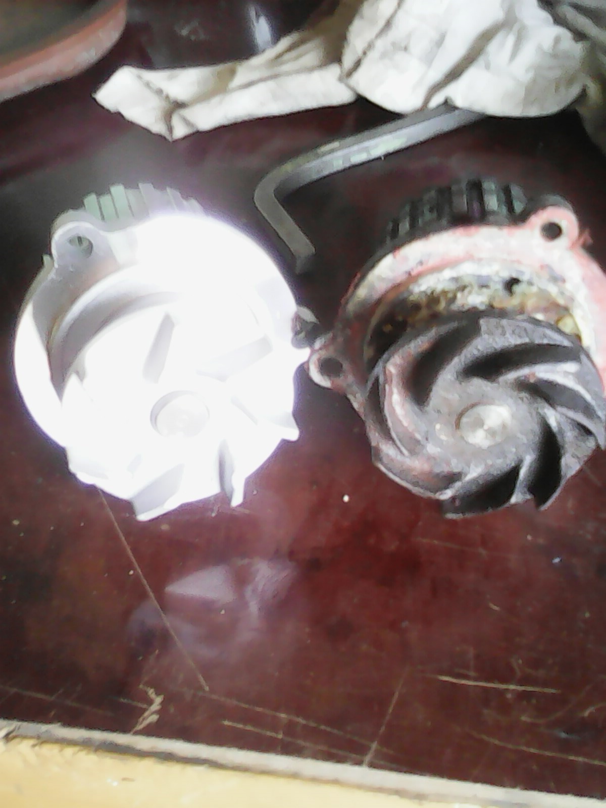 Помпа прощай, помпа здравствуй! — ЗАЗ 1102, 1 л, 1993 года | поломка ...