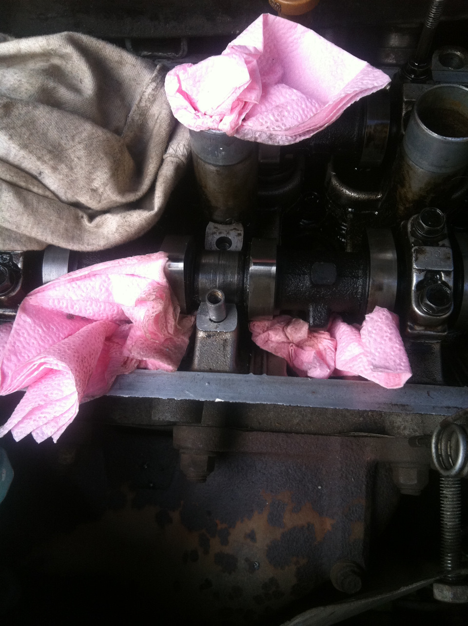 Восстановление резьбы постелей распредвала — Toyota Starlet (70), 1,3 л ...