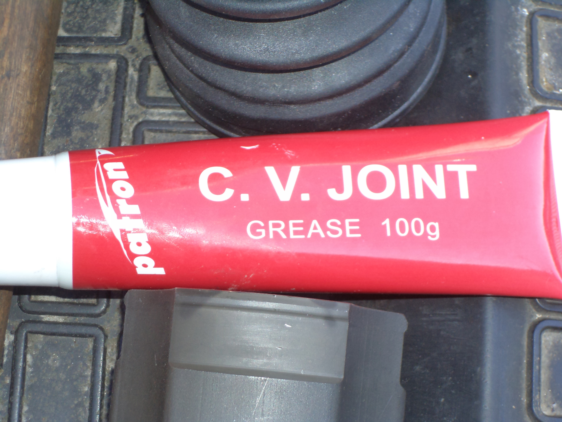 Смазки хонда. NGN v0072 CV Joint Grease смазка шрус 375 гр. Смазка GKN Tripod Joint Grease. Patron c.v. Joint Grease.