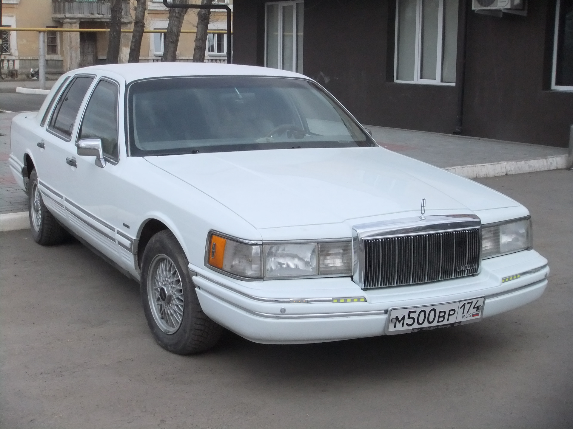 Lincoln Town car mk2