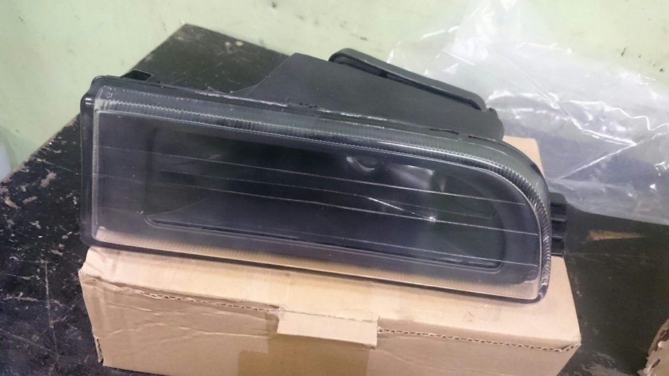 Photo from the logbook BMW 7 series (E38)