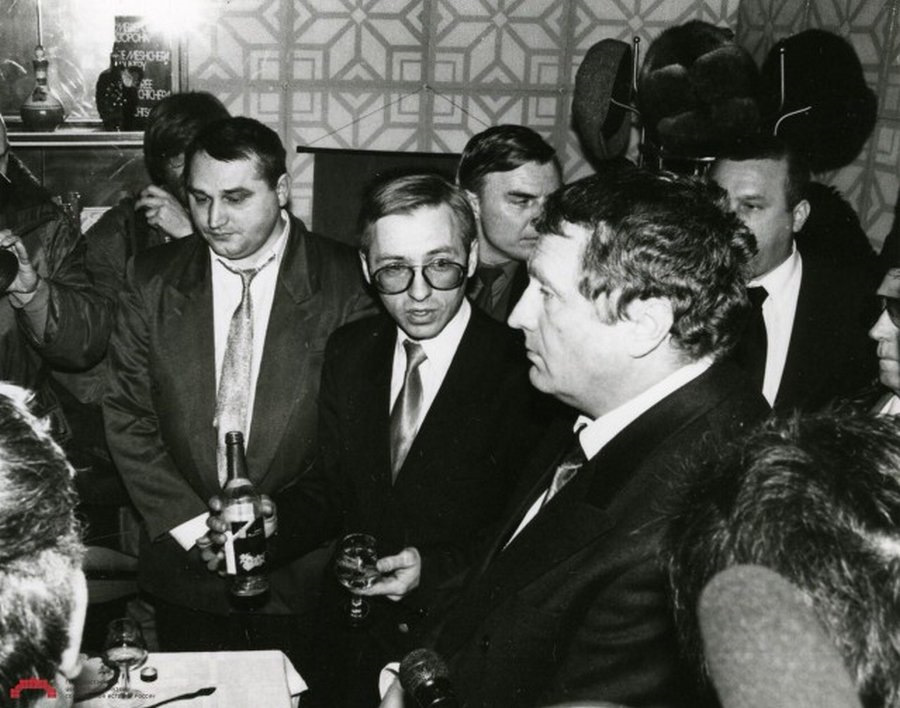 Фото политиков 90 х Шевроле Камаро 1976. Непридуманные истории. Строгинская Сага. 90-е. Продолжение.