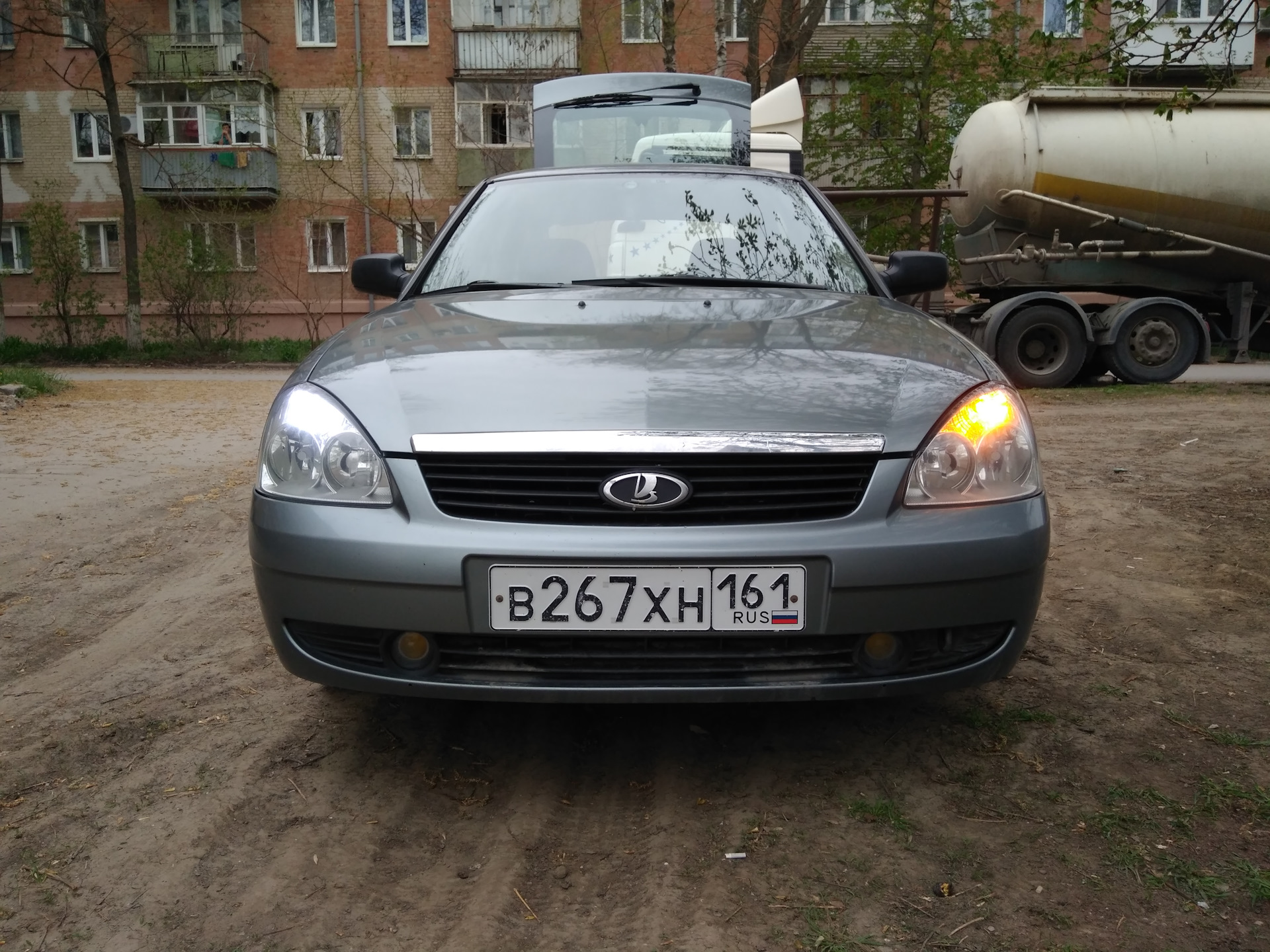 дхо приора 1. Lada priora дхо. приора 2011 хэтчбек фары дхо.