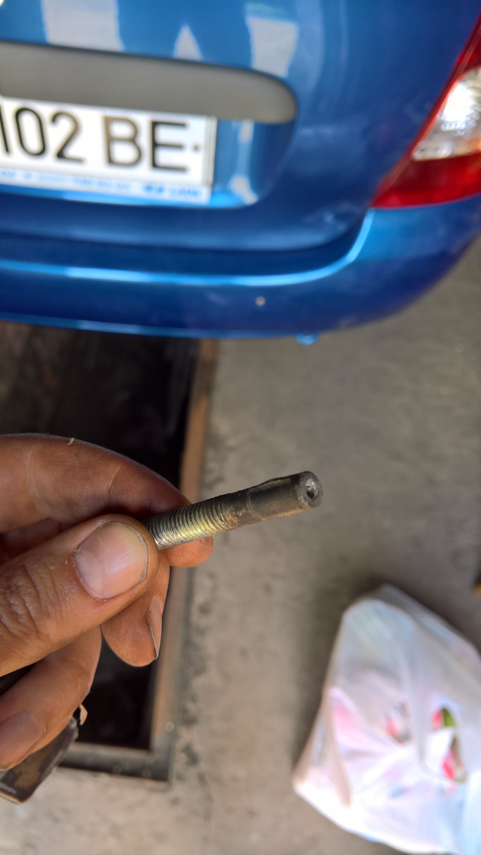 Обрыл троса сцепления — Lada Калина седан, 1,6 л, 2006 года | поломка ...