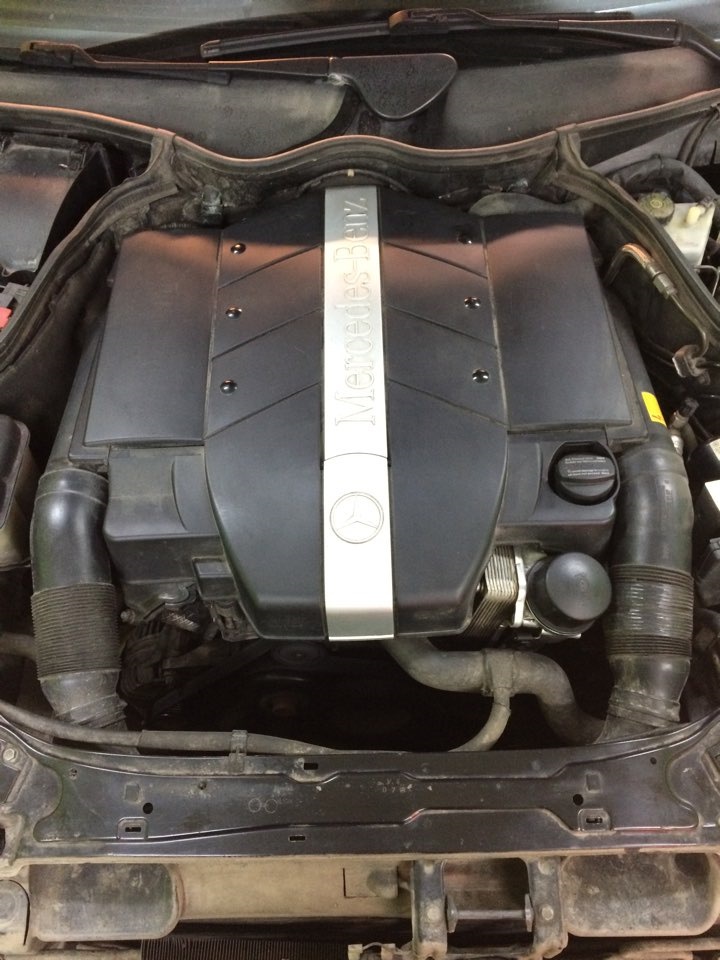 Замена прокладок клапанных крышек — Mercedes-Benz C-Class (W203), 2000 ...