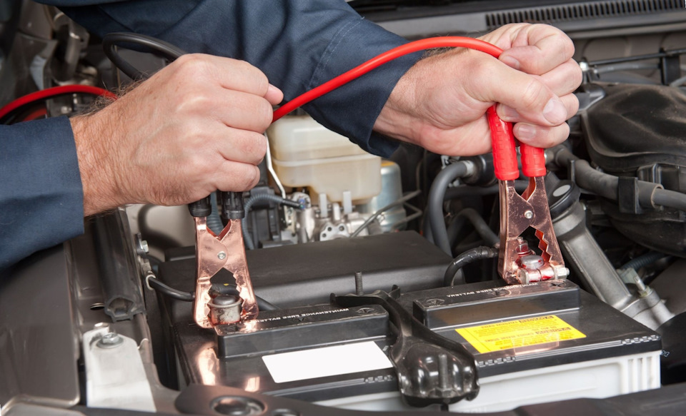 Как завести автомобиль прикуривая при севшем аккумуляторе — Skoda ...