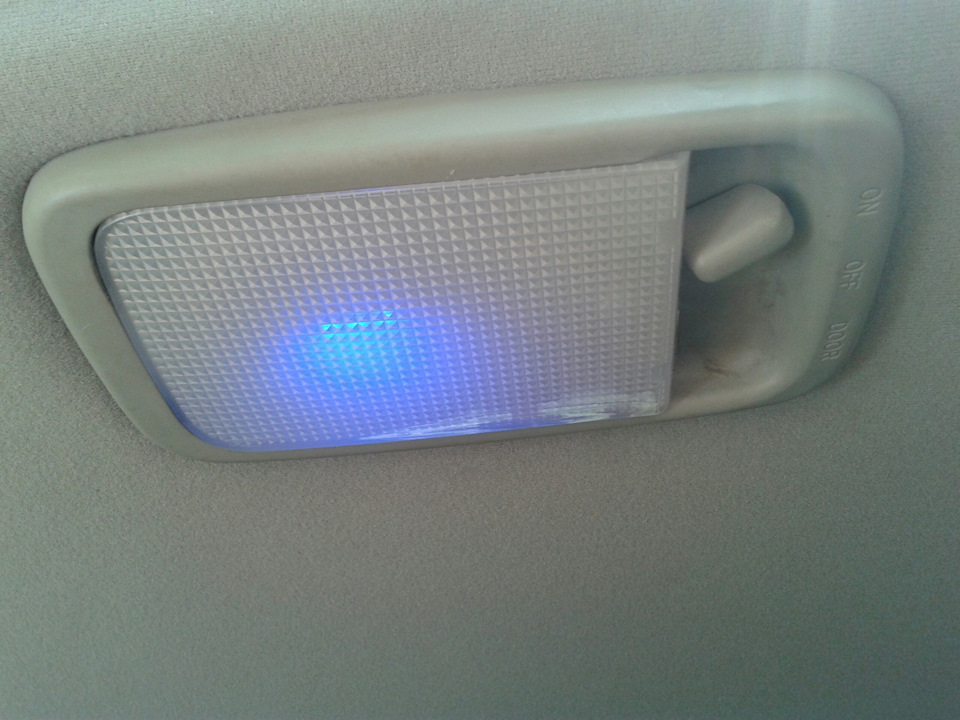 Подсветка салона чери тигго т11. Освещение салона чери тигго. Освещение салона чери тигго. Плафон чери тигго т11 фл. T11-3714050.