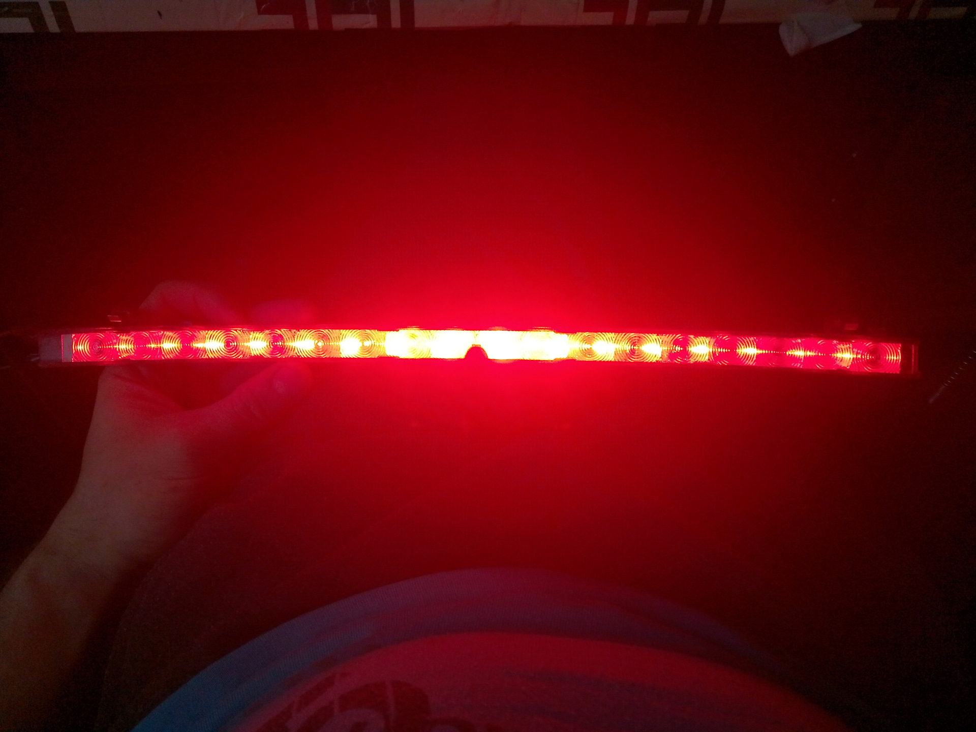 Стоп сигнал туарег 2008. Замена стоп сигнала туарег нф. Touareg nf лампа стоп сигнала. Стоп сигнал туарег 2008. 5k6945087c.