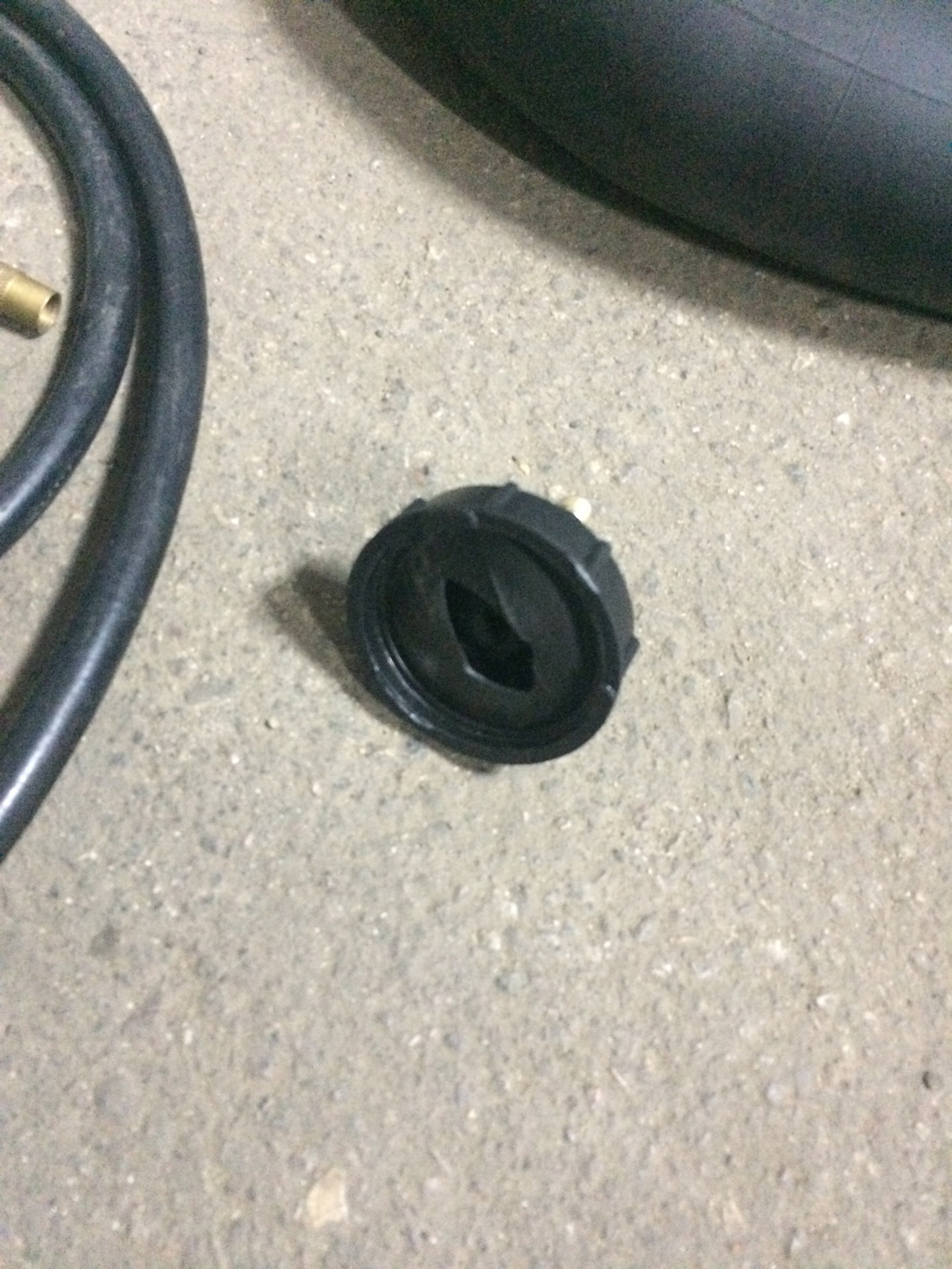 Замена главного цилиндра сцепления и прокачка системы без откручивания ...