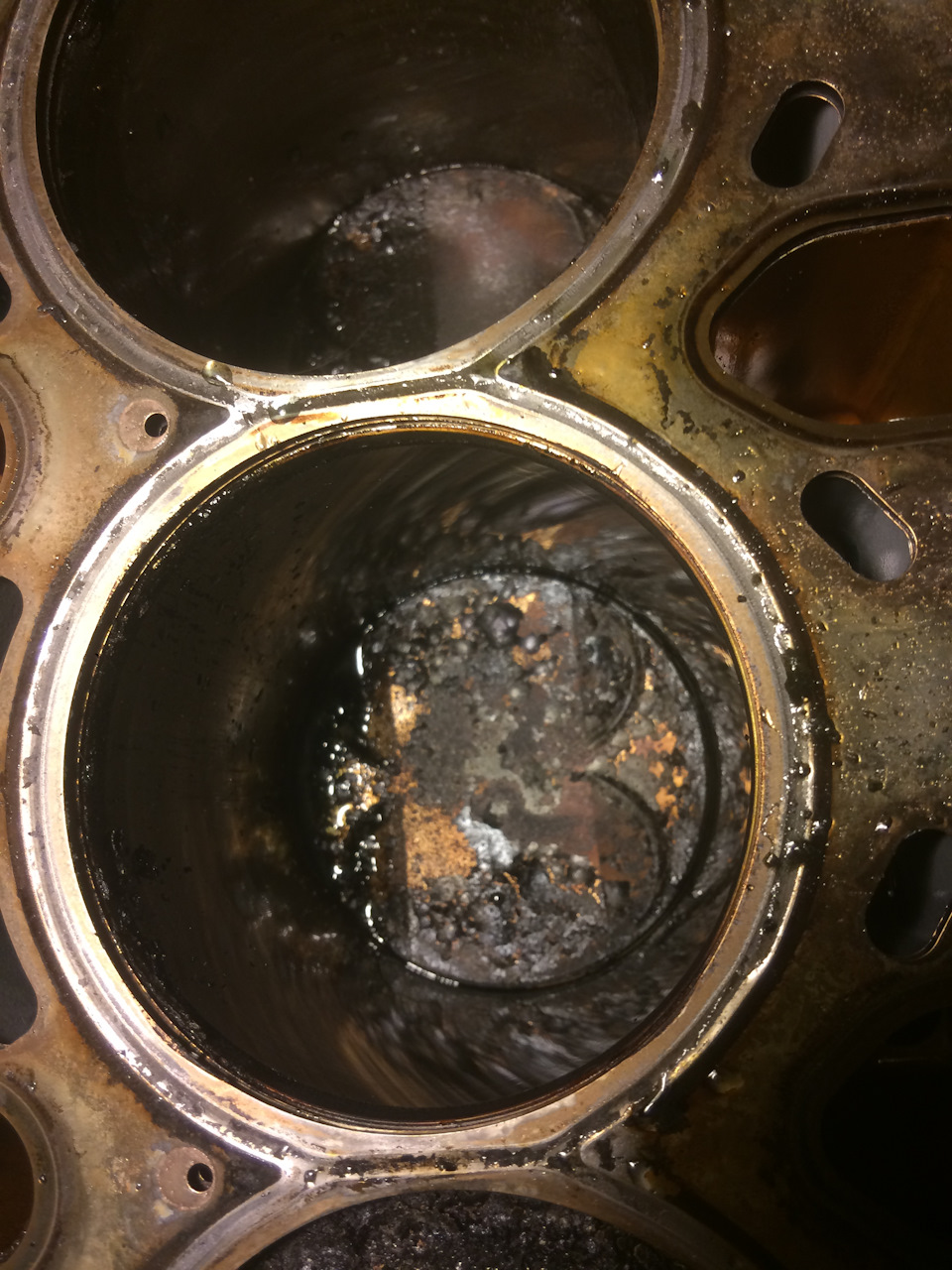 n46b20_Замена маслосъемных колпачков. Часть 3. — BMW 1 series (E81/E87 ...