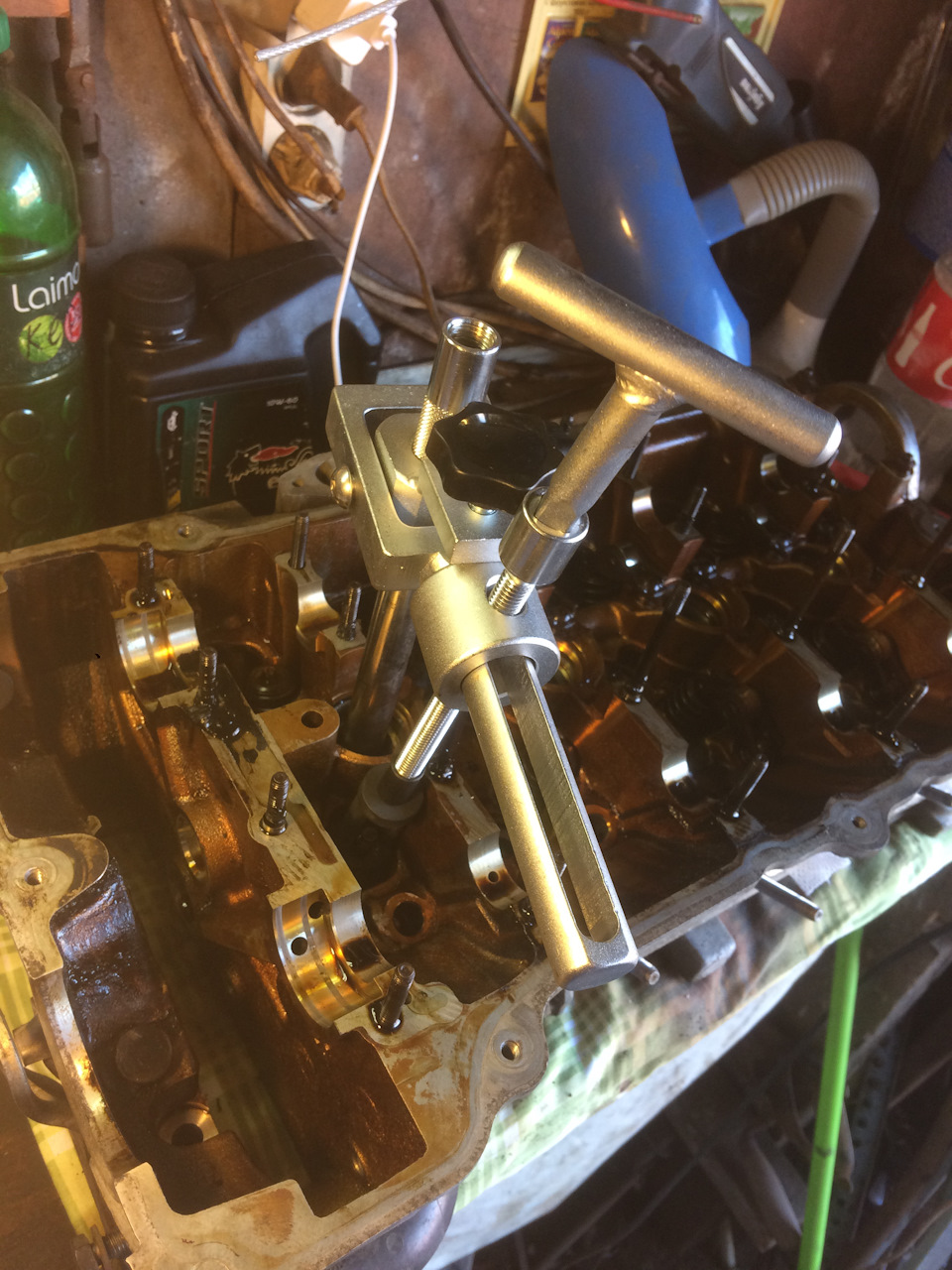 n46b20_Замена маслосъемных колпачков. Часть 3. — BMW 1 series (E81/E87 ...