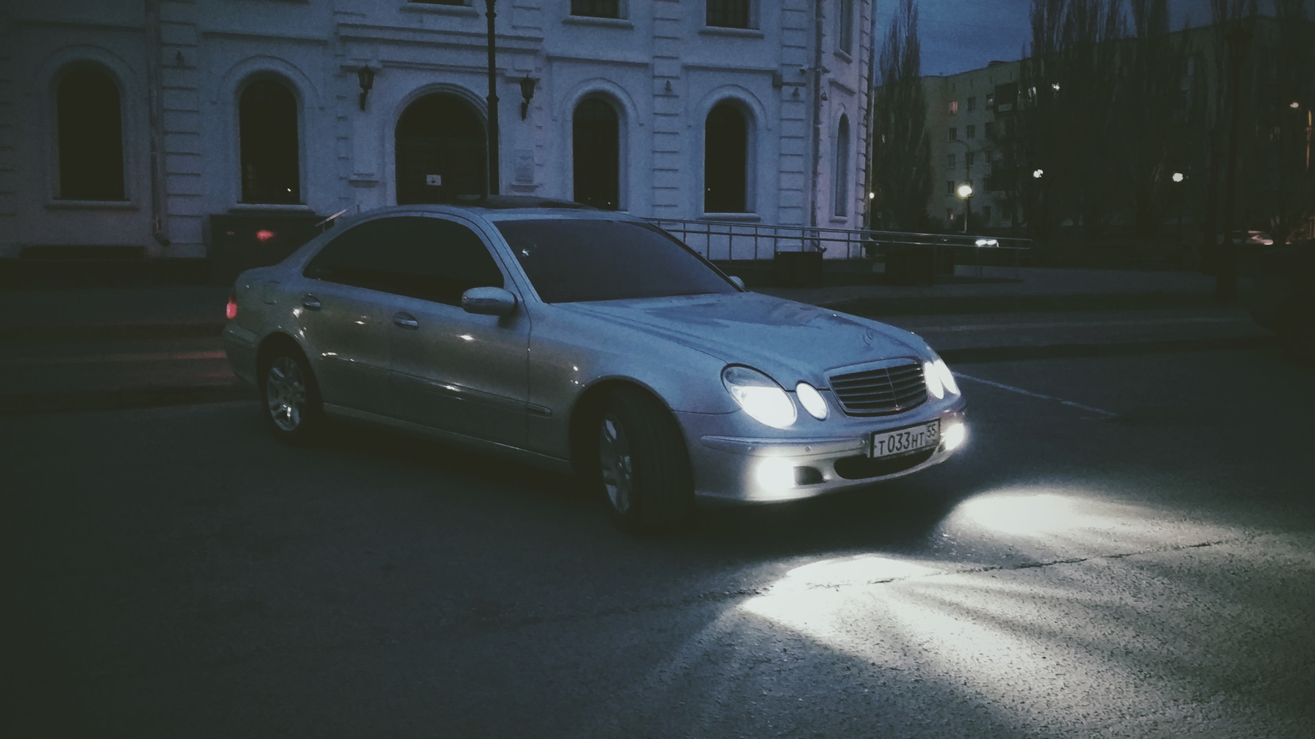 Mercedes-Benz E-class (W211) 2.6 бензиновый 2002 | Косоглазый на DRIVE2